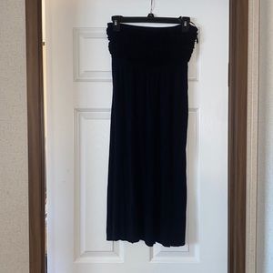 Attention strapless dress